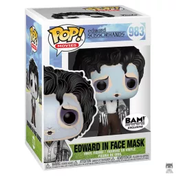 Edward avec le masque beauté
