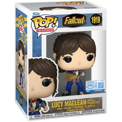 Lucy MacLean avec Power Fist