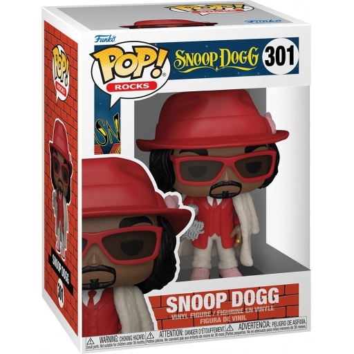Snoop Dogg avec Manteau en fourrure dans sa boîte