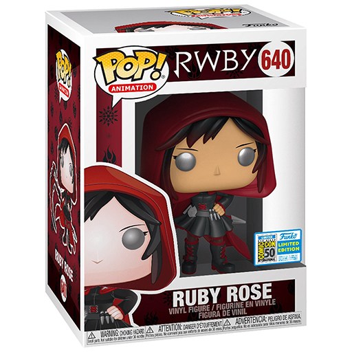 Ruby Rose avec Capuche